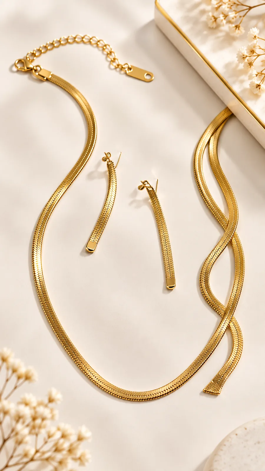 Serpentine Wave Chain Necklace